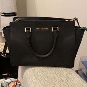 Michael Kors Selma Black Saffiano Leather Satchel